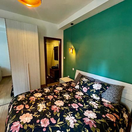 Airport Accommodation Deluxe Bedroom And Private Bathroom Near Airport Self Check In And Self Check Out Mqabba Экстерьер фото