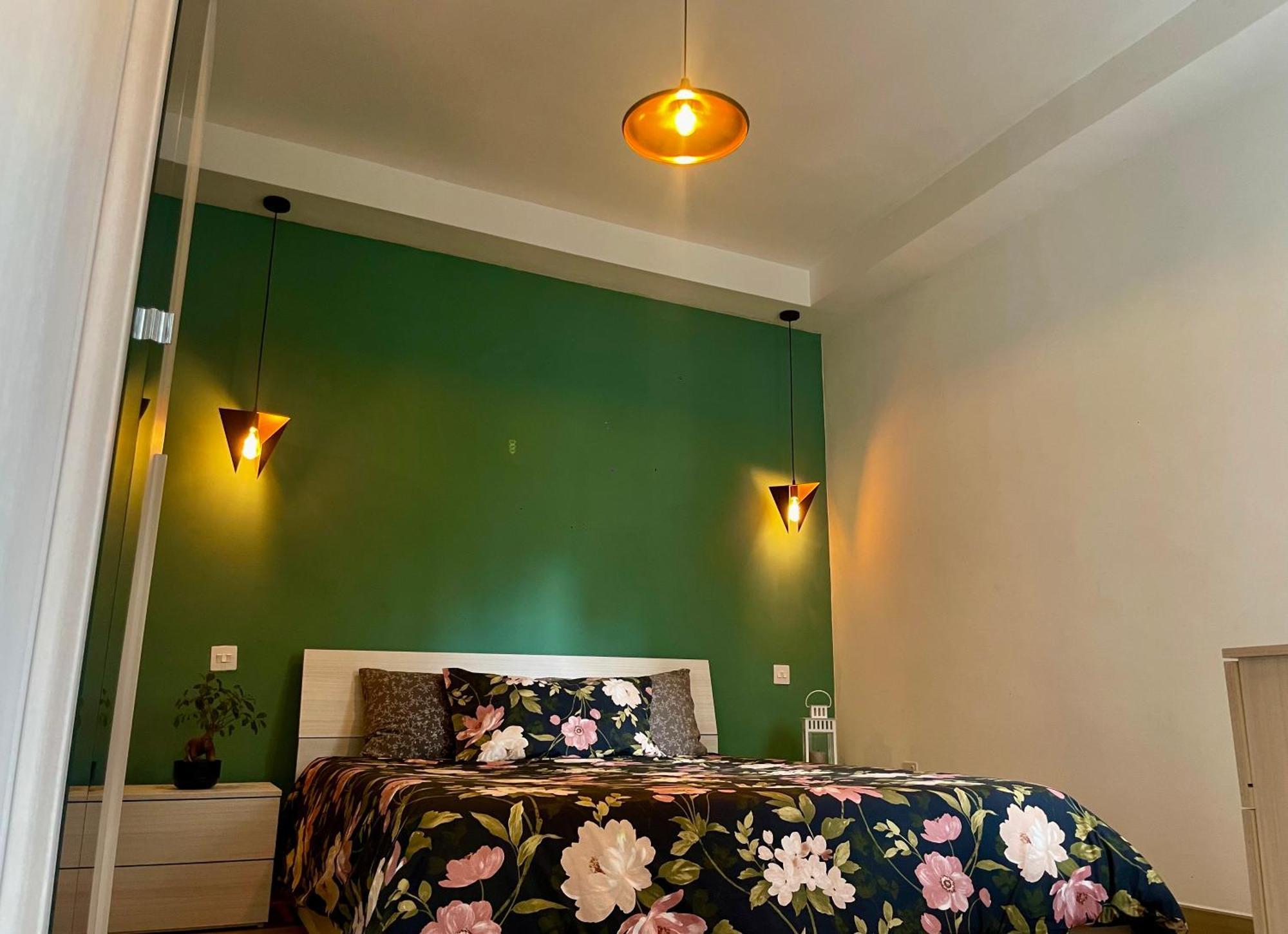 Airport Accommodation Deluxe Bedroom And Private Bathroom Near Airport Self Check In And Self Check Out Mqabba Экстерьер фото